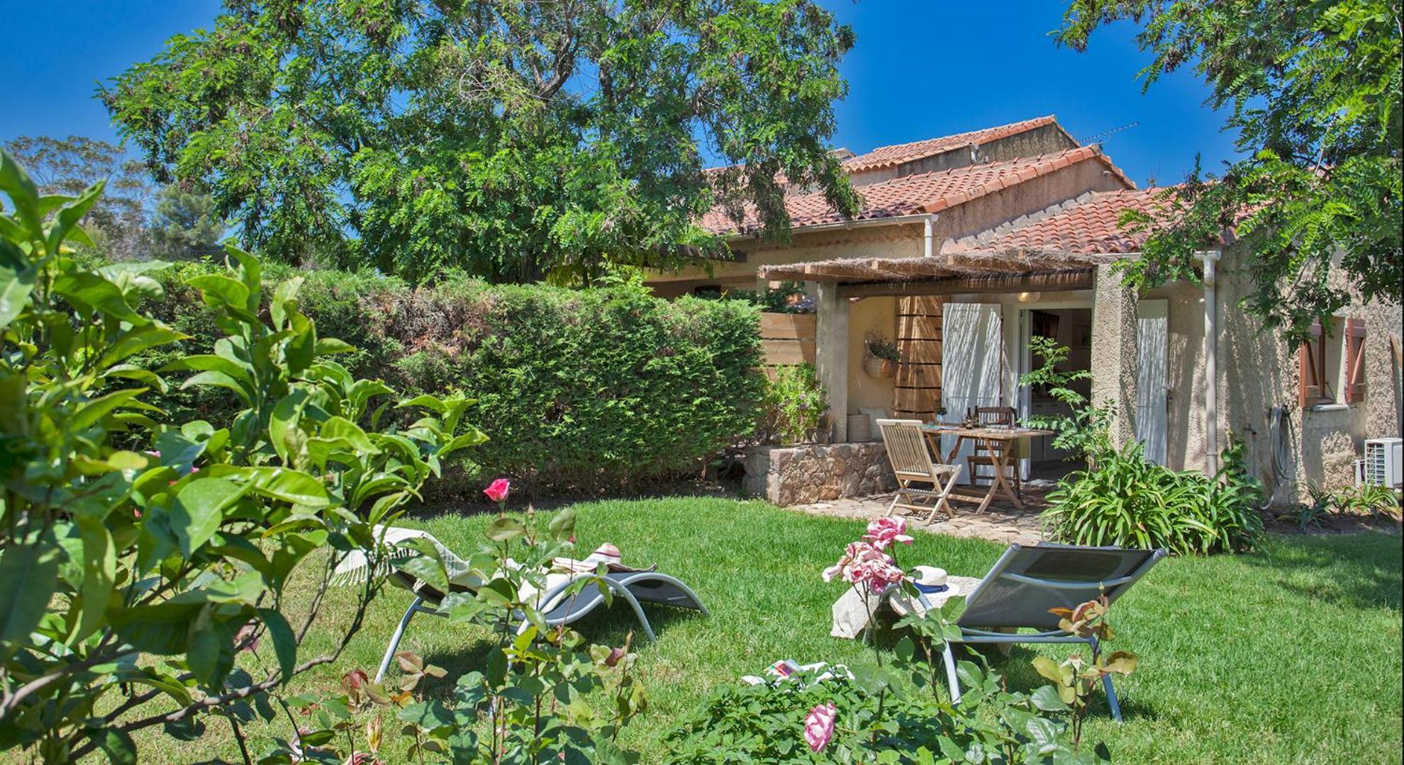 Residence Acquavital Calvi  Exterior photo
